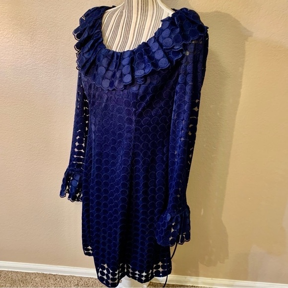 Trina Turk Dress Medium Navy Blue Mini Long Slvs Lace Dots Ruffle Neckline Cuffs - Picture 6 of 16
